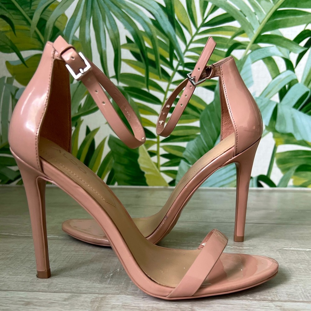 Aldo Sandals